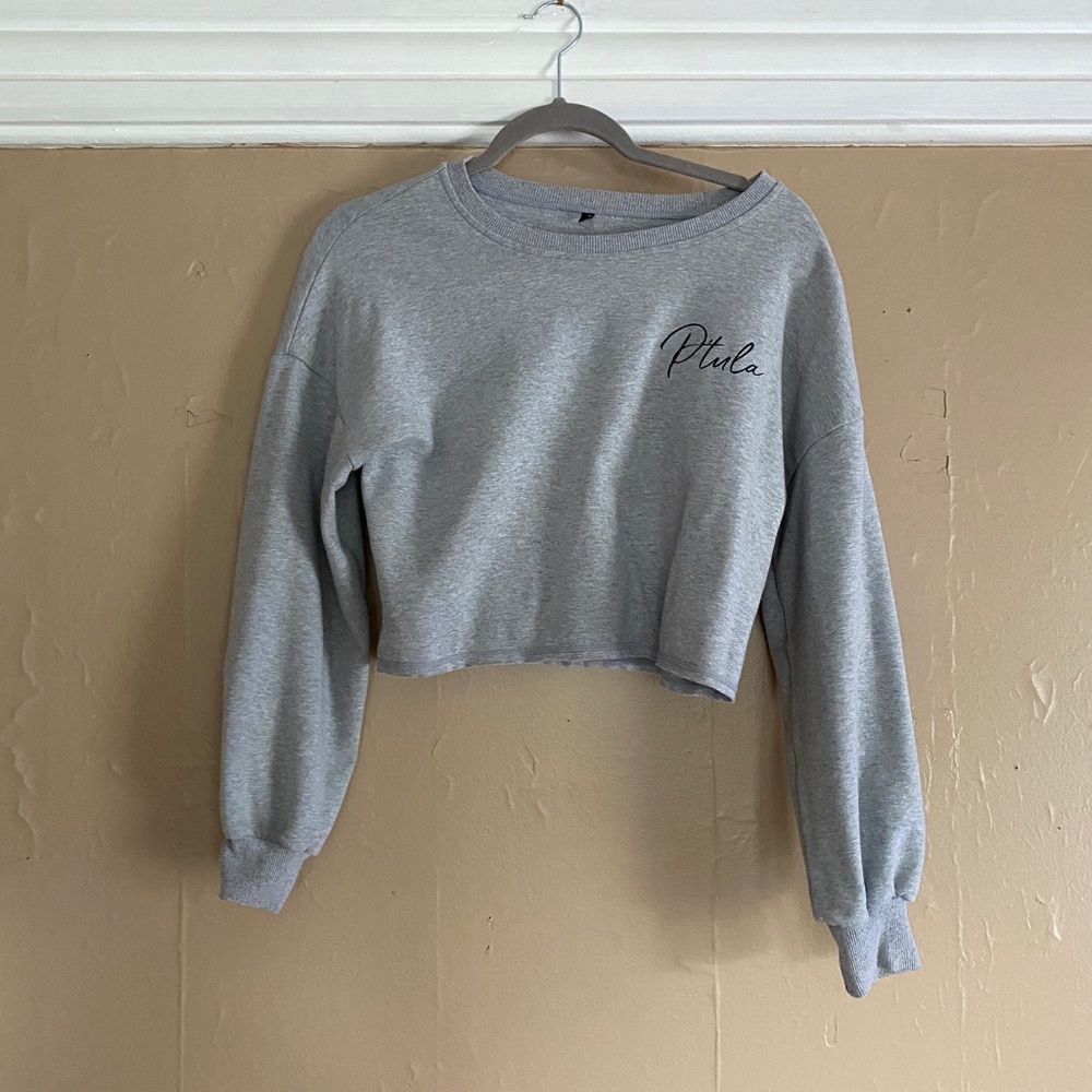 Ptula crop crewneck sweater